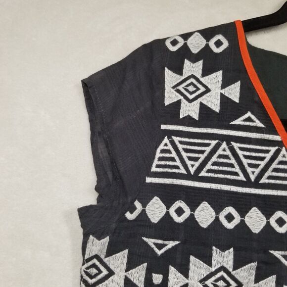 THML Size XS Gray Cap Sleeve Peplum Blouse Aztec Embroidered V Neck - Picture 4 of 9